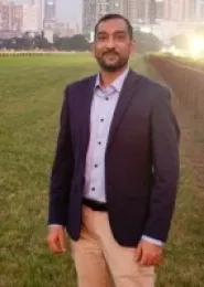 Book a call with Abbas Ravat on sprect.