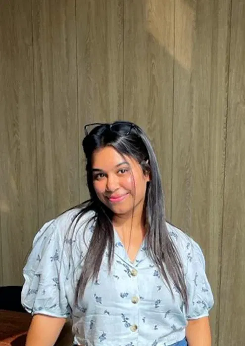 Book a call with Aditi Saraf on sprect.