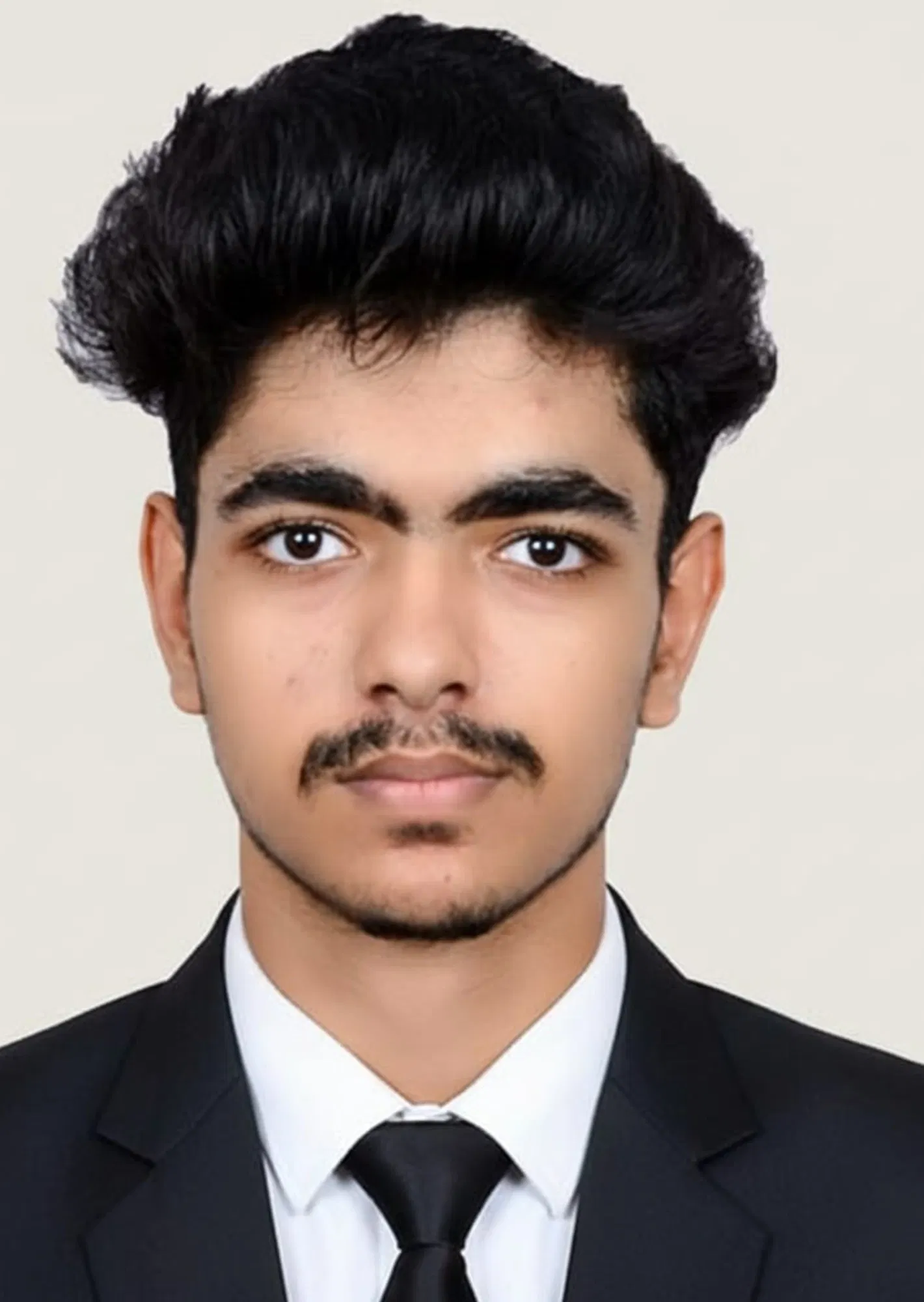 Book a call with Akash Wadhwani on sprect.