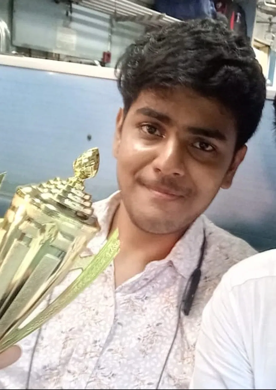 Book a call with Ayush Attarde on sprect.