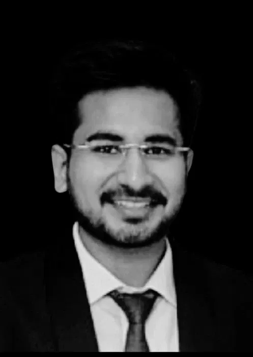 Book a call with Ayush Poddar on sprect.
