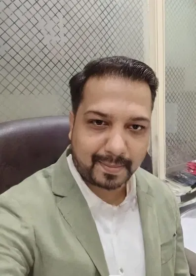 Book a call with CA Manzoorhasan J. Shaikh on sprect.