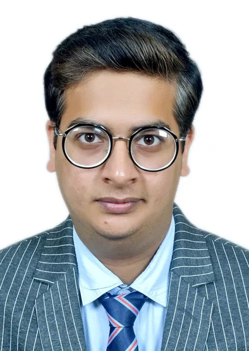 Book a call with CA Piyush Nagdewani on sprect.