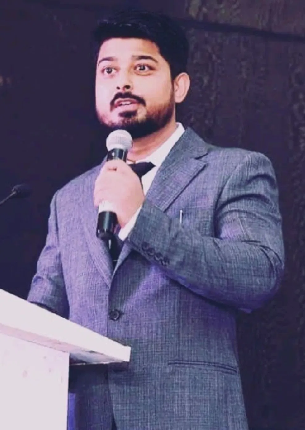 Book a call with Chetan Keintura on sprect.