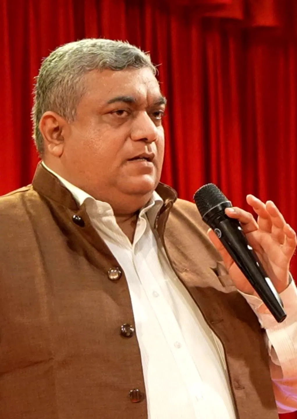 Book a call with Chintan Oza on sprect.