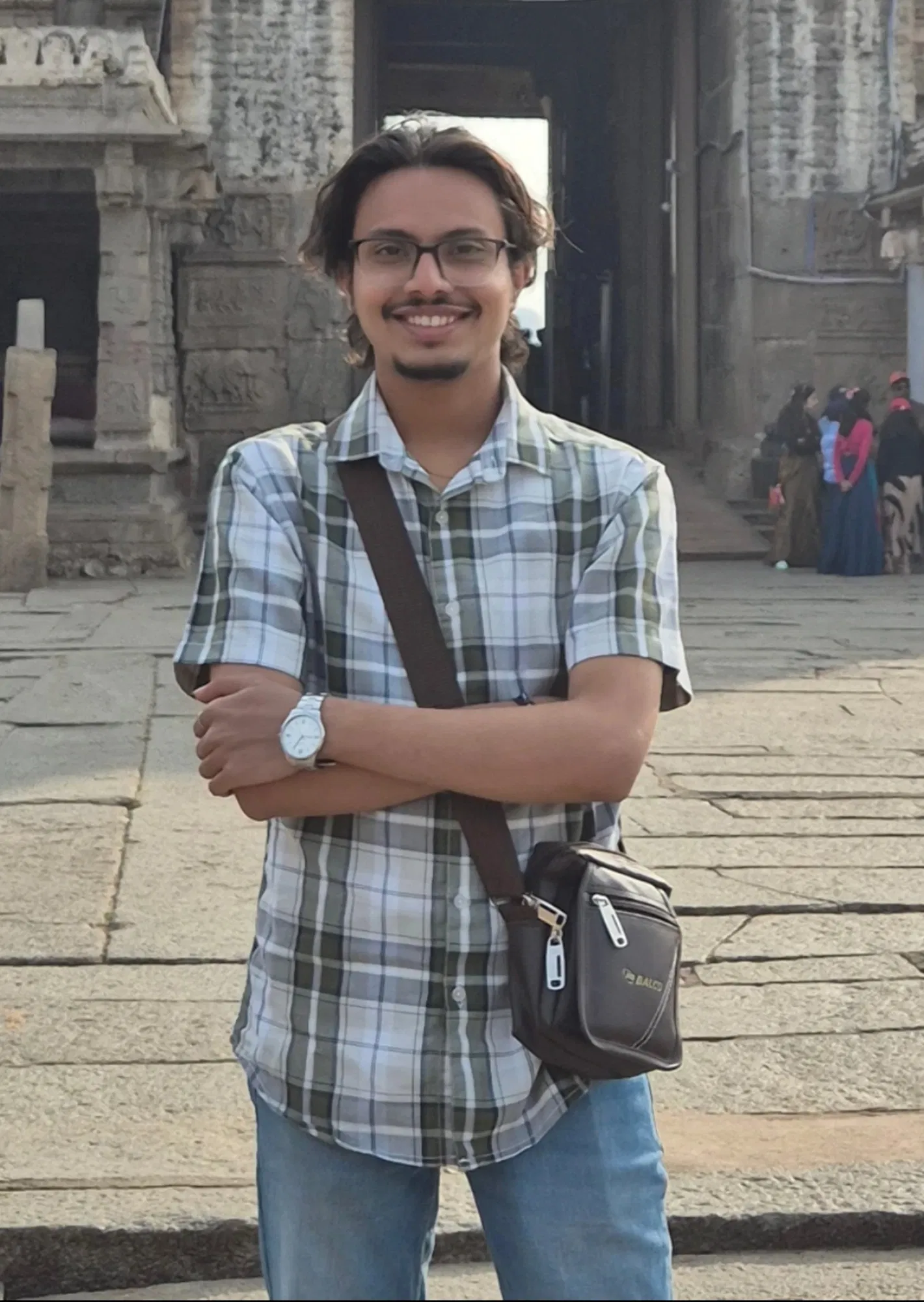 Book a call with Darshan Khapekar on sprect.