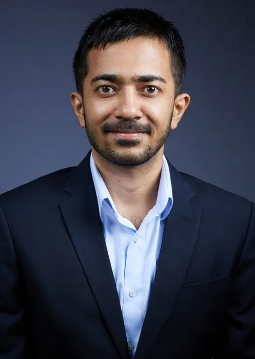 Book a call with Giri Raman on sprect.