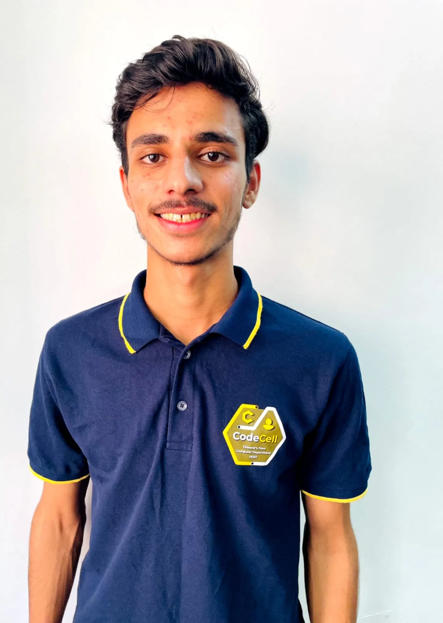 Book a call with Hannan Chougle on sprect.