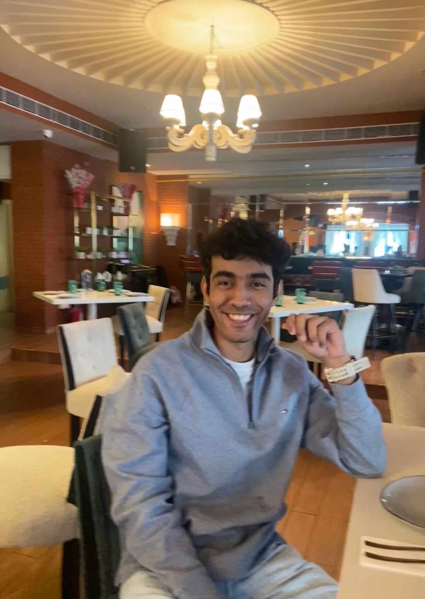 Book a call with Himanshu Menghrajani on sprect.