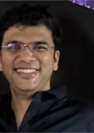 Book a call with Karthik Naik on sprect.