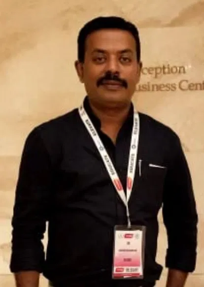 Book a call with Karthikeyan Adaikalam on sprect.
