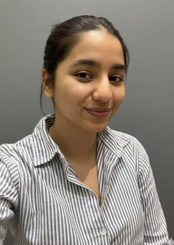 Book a call with Khushi Tharwani on sprect.