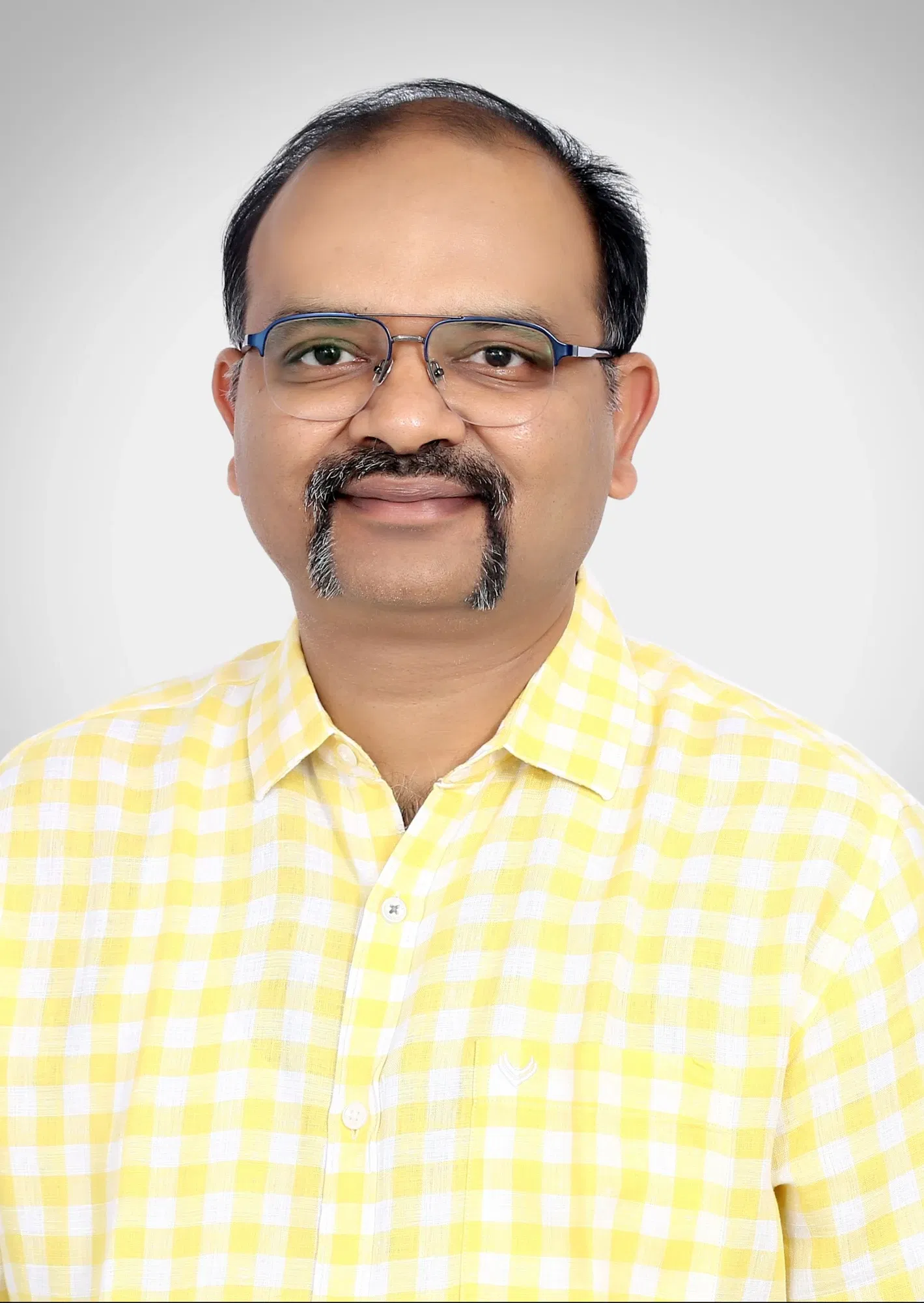 Book a call with Kumar Gaurav on sprect.