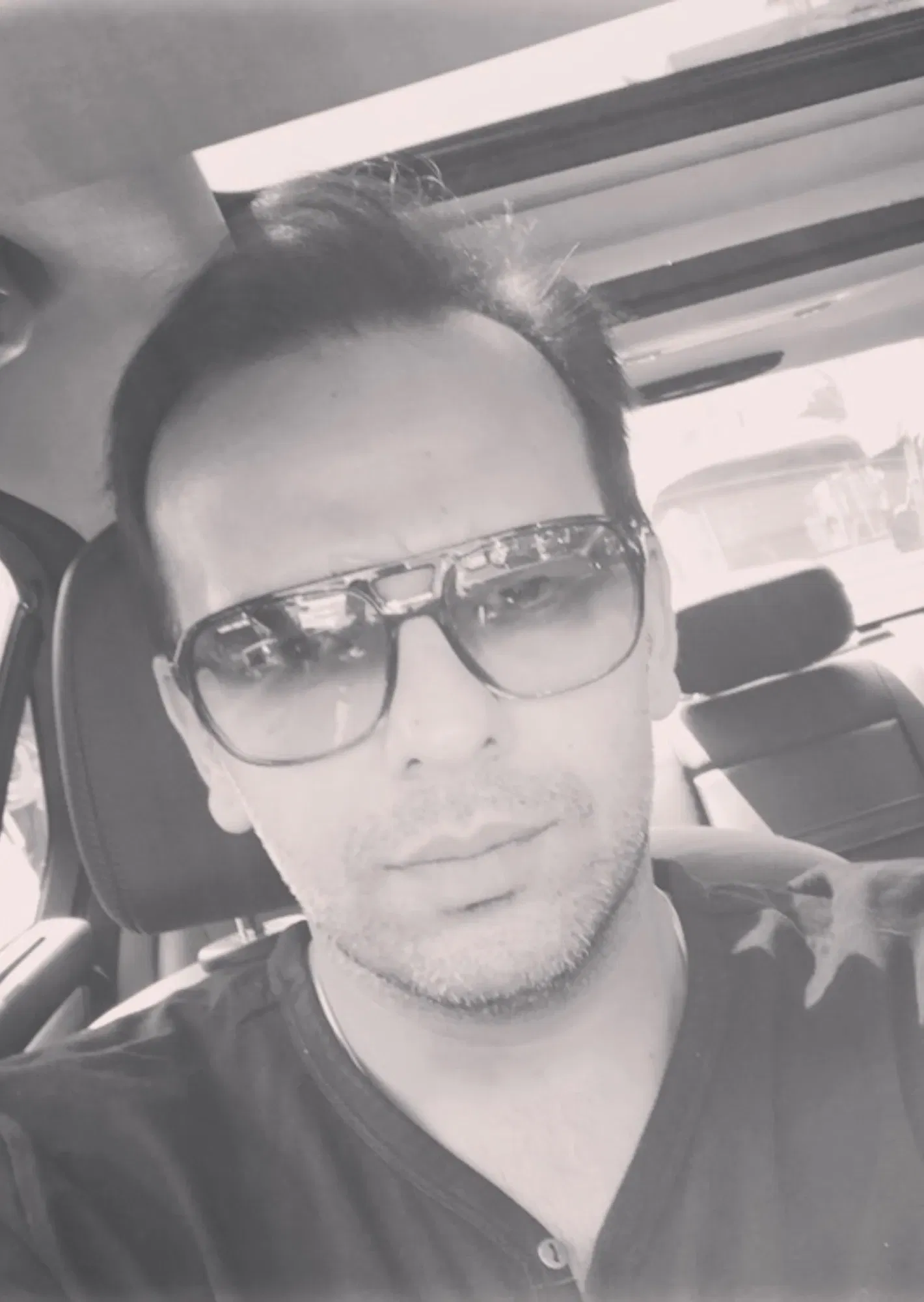 Book a call with Manish Mohata on sprect.