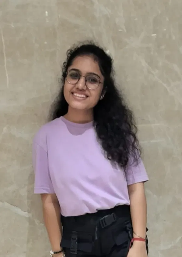 Book a call with Molly Dembla on sprect.