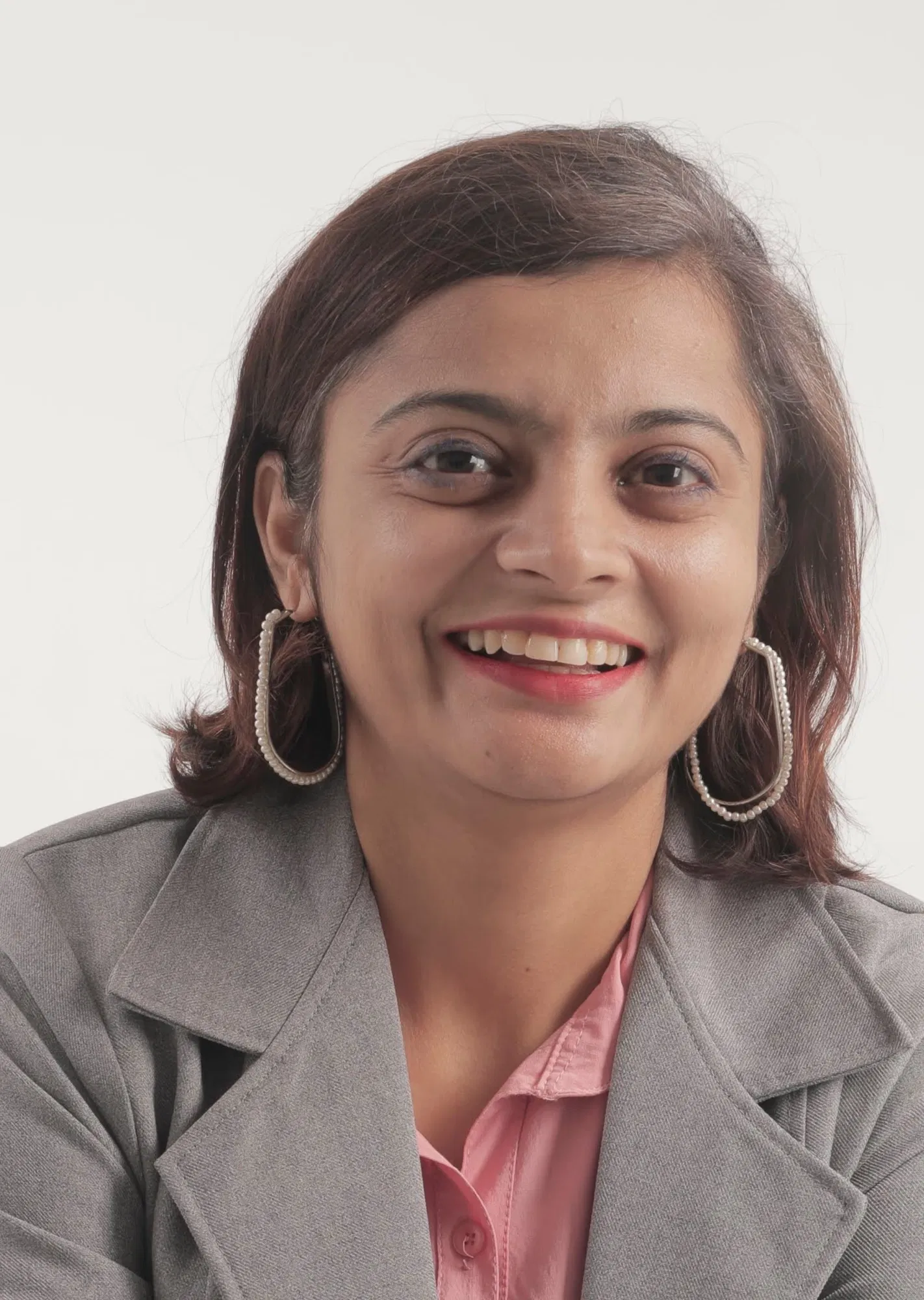 Book a call with Nikita Vora on sprect.