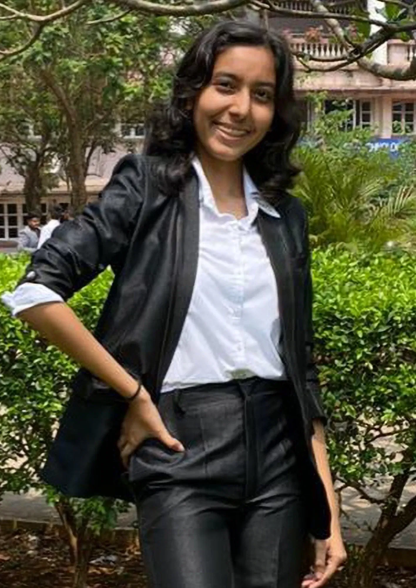 Book a call with Nitika Nagdevani on sprect.