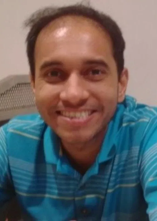 Book a call with Parag Sheth on sprect.