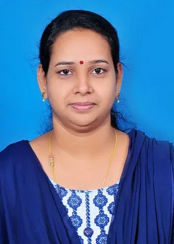 Book a call with Priya R L on sprect.