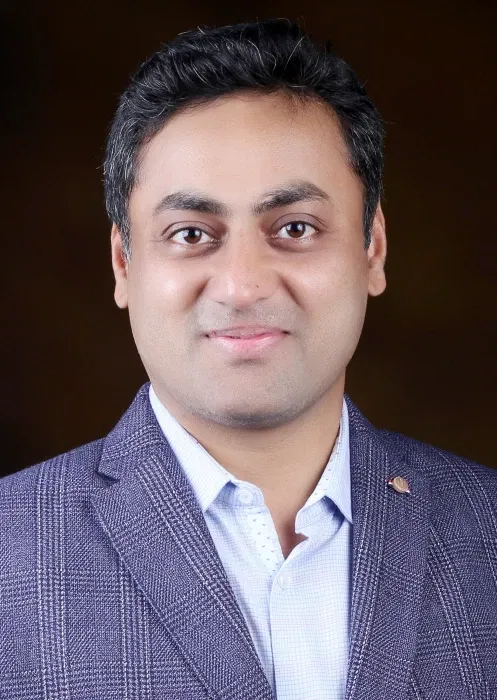 Book a call with Rushikesh Darshane on sprect.