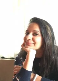 Book a call with Sakshama Puri D. on sprect.