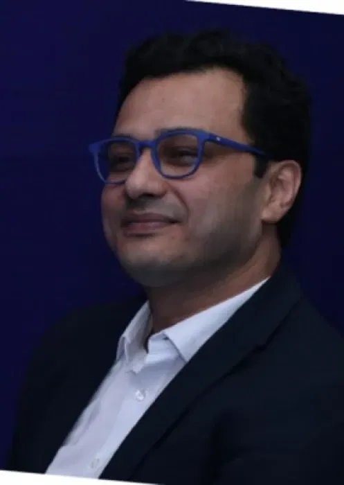 Book a call with Saugata Bagchi on sprect.