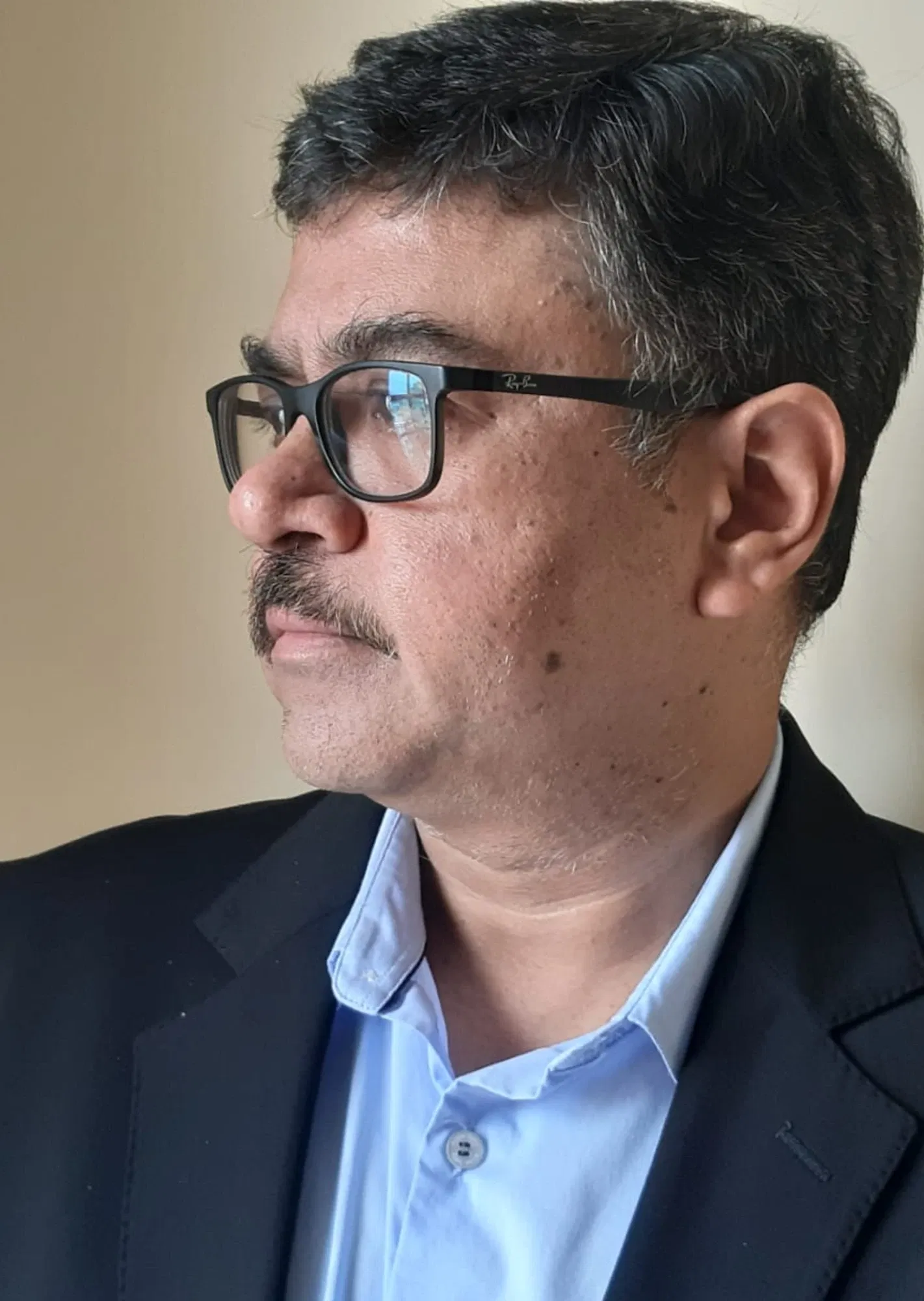 Book a call with Saurav Mukherjee on sprect.
