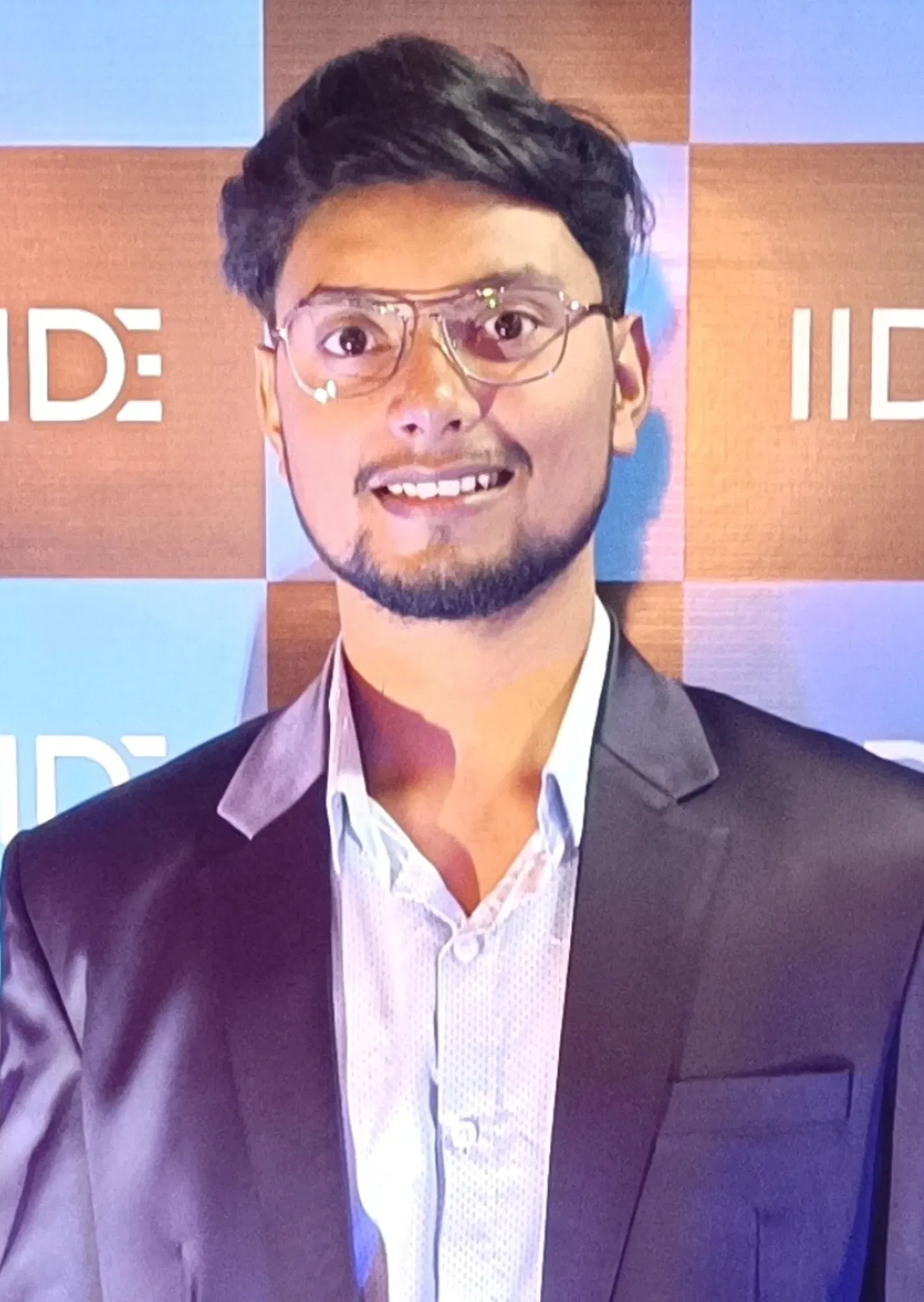 Book a call with Shivam Gupta on sprect.