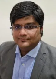 Book a call with Shreeravi Kachinthaya on sprect.
