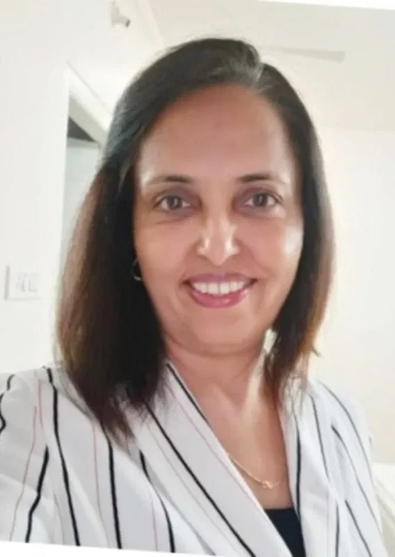 Book a call with Smita Shukla on sprect.