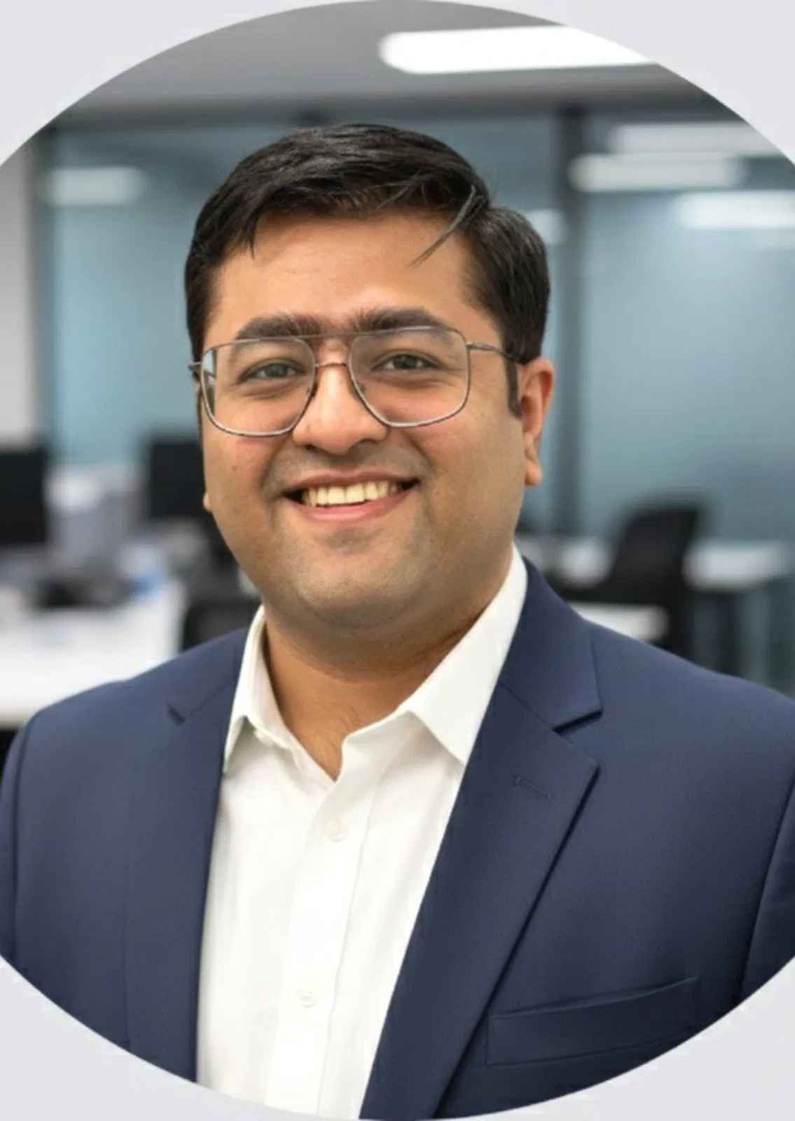 Book a call with SOMIL MAKHIJA on sprect.