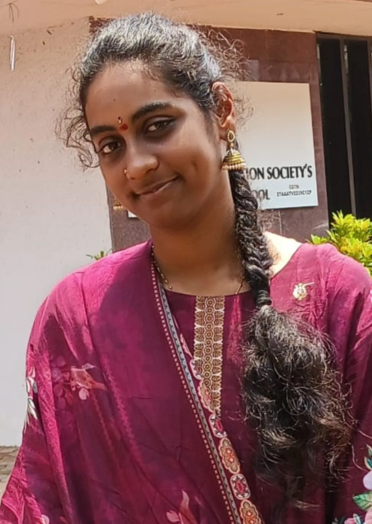 Book a call with Srimathi Srinivasan on sprect.