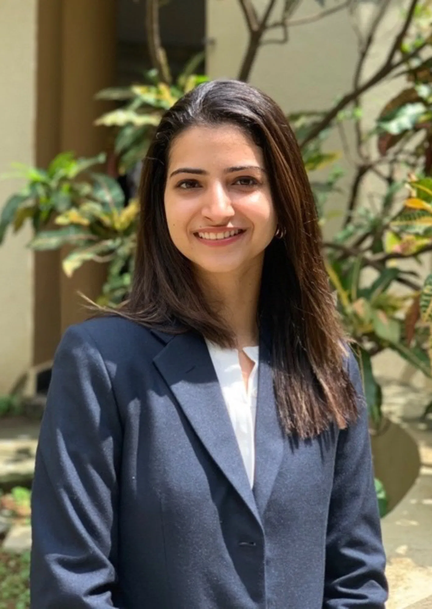 Book a call with Tushna Choksey on sprect.