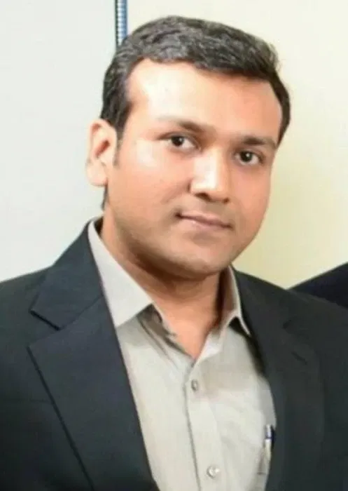 Book a call with Vijay Mehta on sprect.