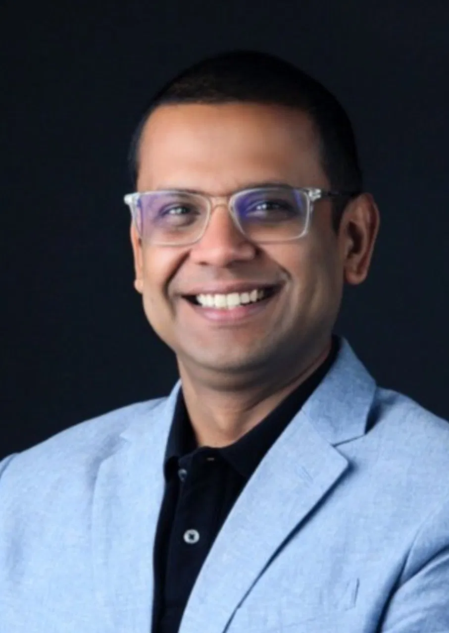 Book a call with Vinay Bhartia on sprect.