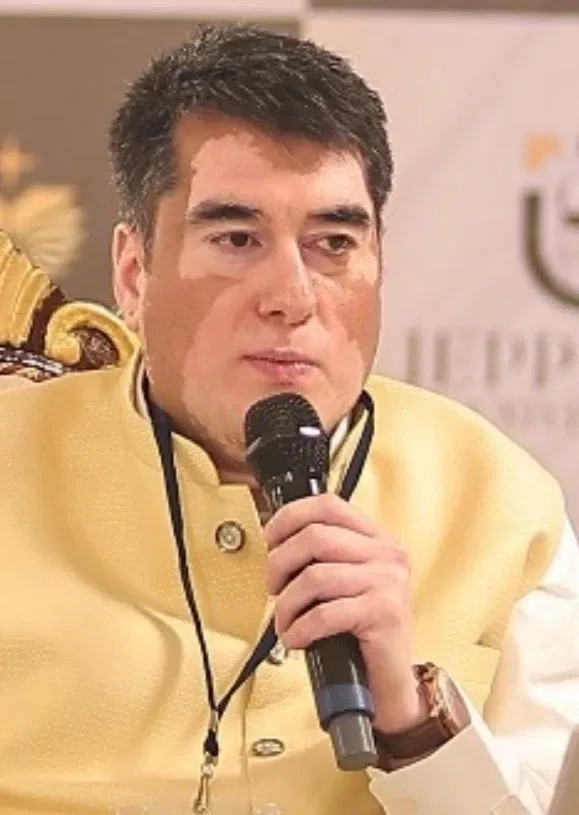 Book a call with Vinay Kulkarni on sprect.