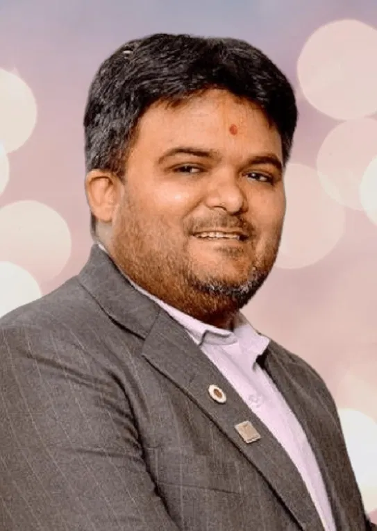 Book a call with Vipul M Mali on sprect.