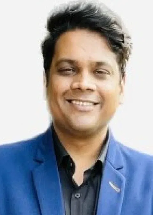 Book a call with Yogin Vora on sprect.