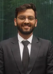 Book a call with Aayush Lunkar on sprect.
