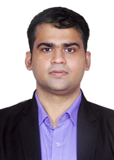 Book a call with Suraj Kamath on sprect.