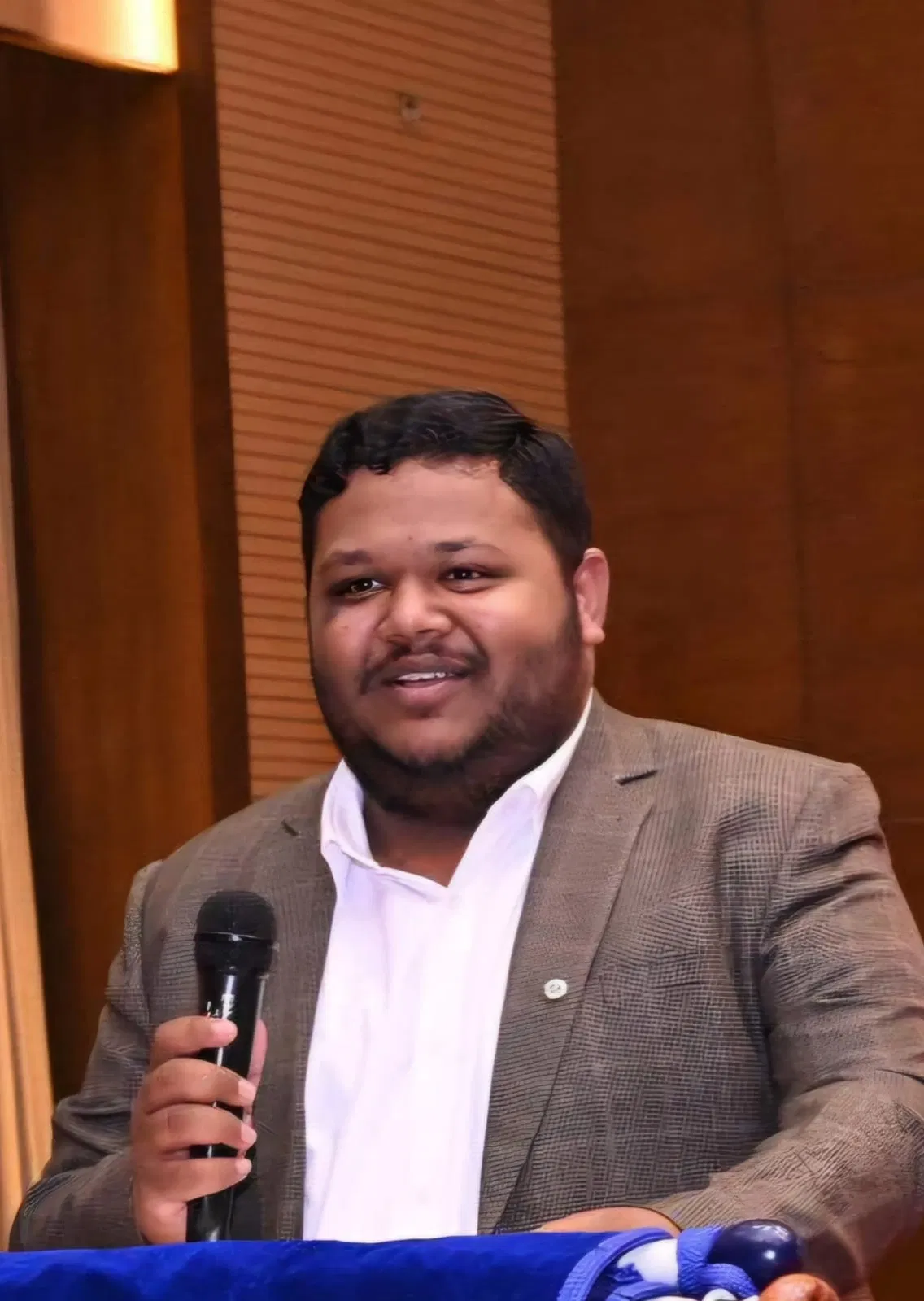 Book a call with Yash Agrawal on sprect.
