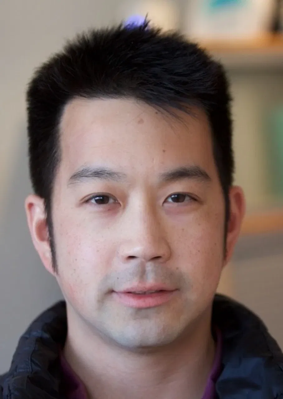 Book a call with Aaron Chu on sprect.