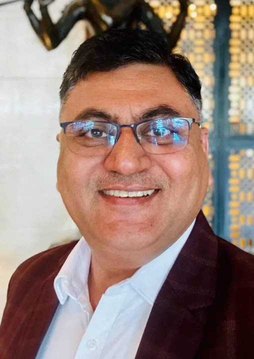 Book a call with Avneesh Bansal on sprect.