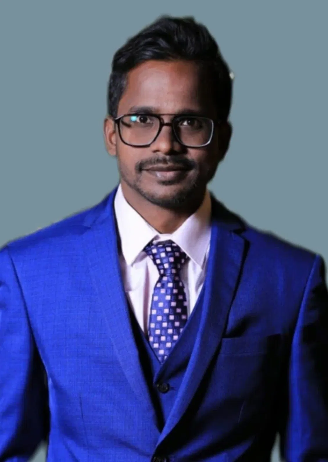 Book a call with Devaraju Pichchuka on sprect.