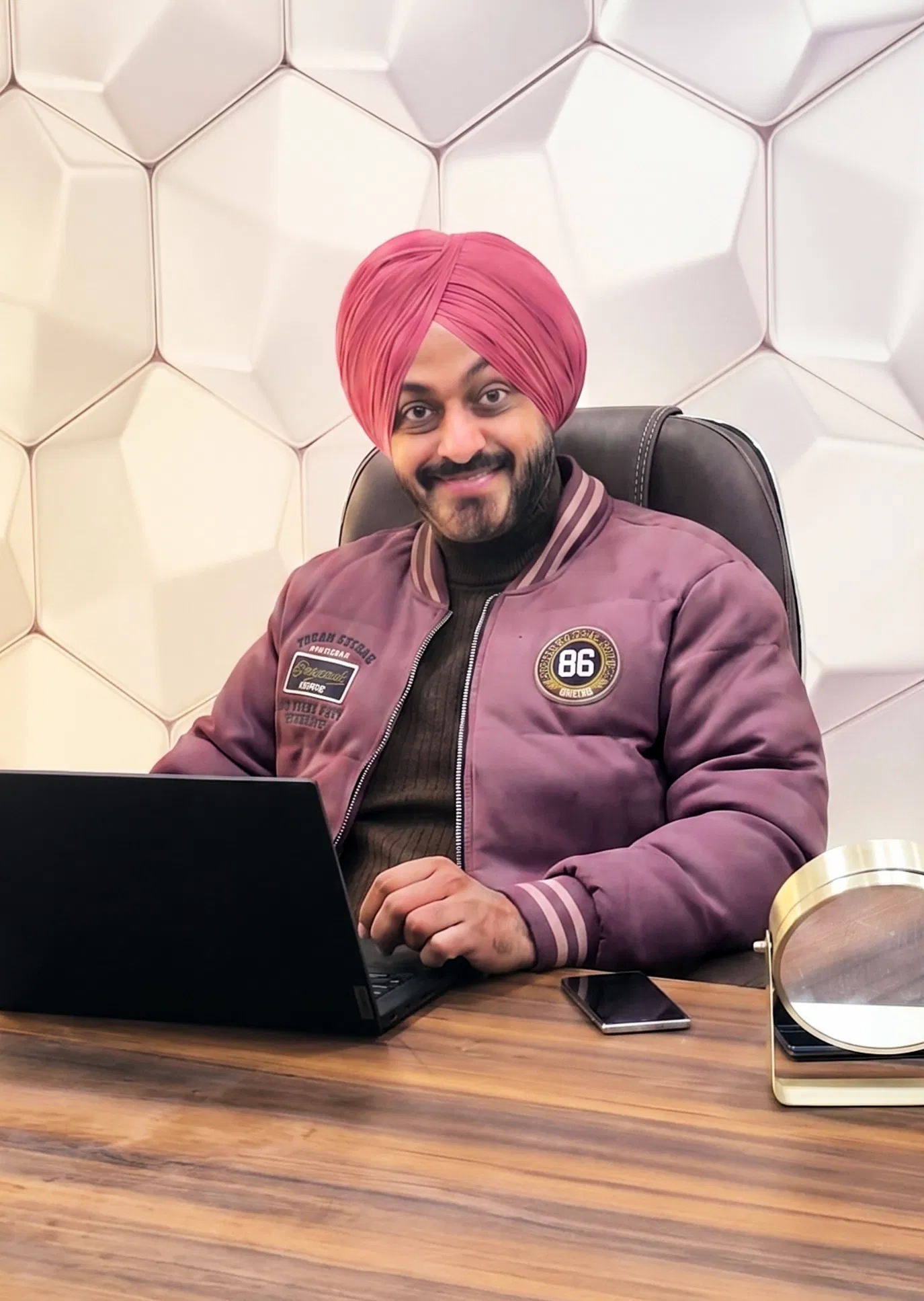 Book a call with Harpreet Singh on sprect.