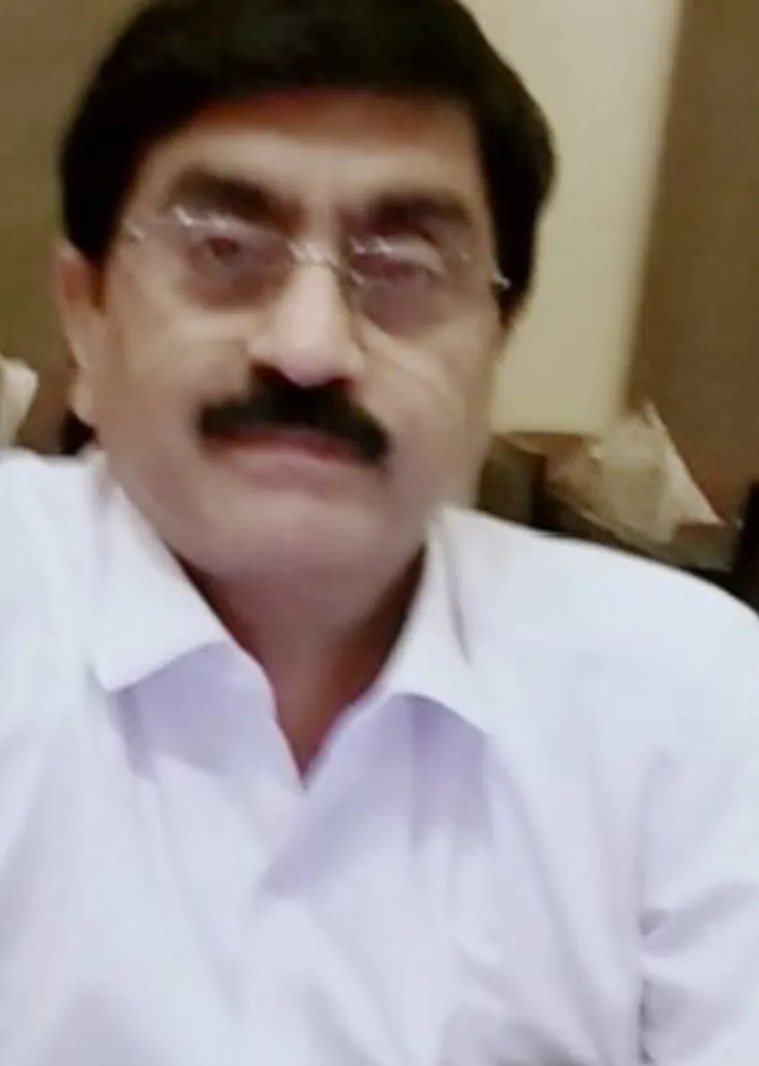 Book a call with Kamal Khurana on sprect.
